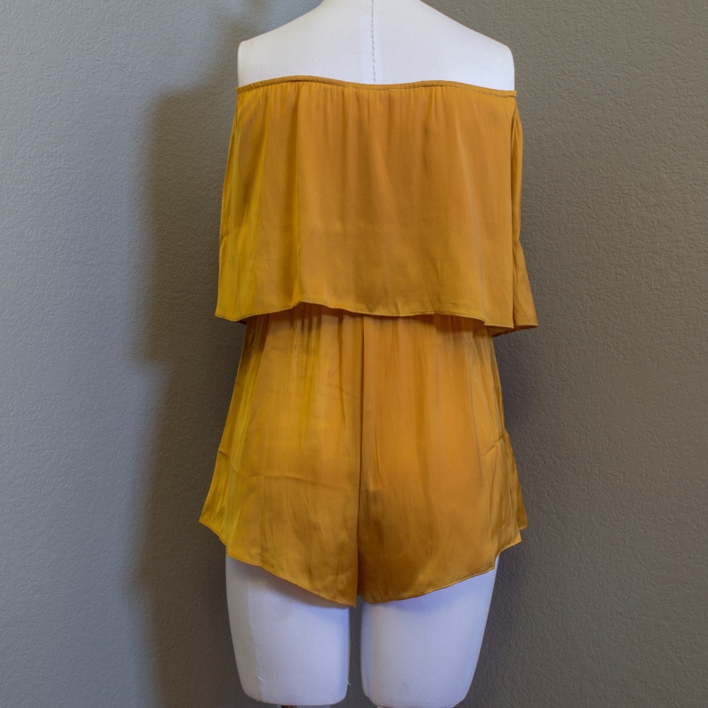 Silky Ruffle Romper - Picture 2 of 2